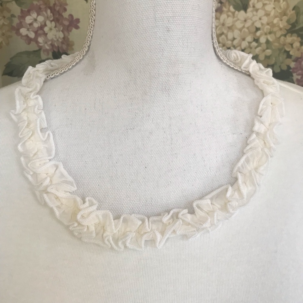 EUC Dressy White Ruffled Trimmed Tee